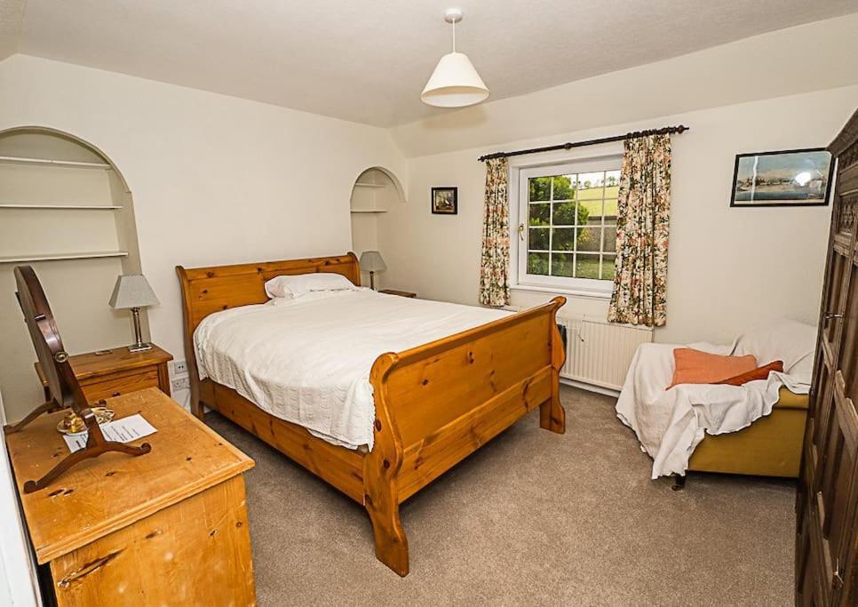 West Lodge 3 Bedrooms, Near Golf Course And River Turriff Exterior foto