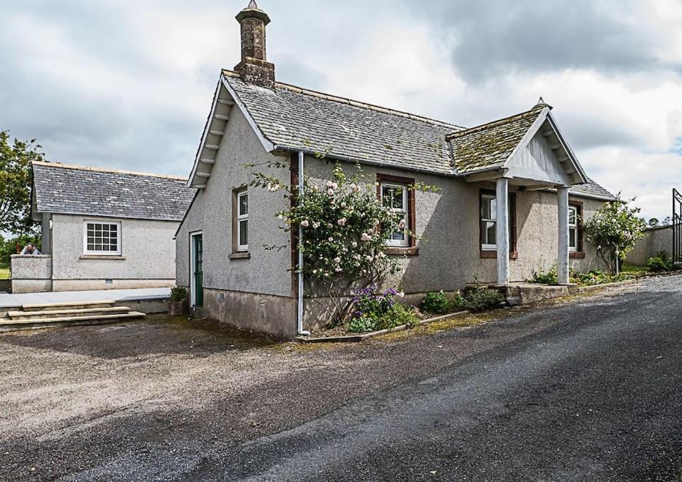 West Lodge 3 Bedrooms, Near Golf Course And River Turriff Exterior foto